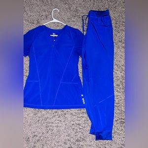 very breathable nursing scrub material